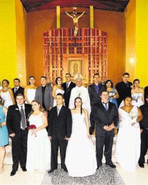 Obispo Francisco Ulloa defiende el matrimonio convencional | La Nación