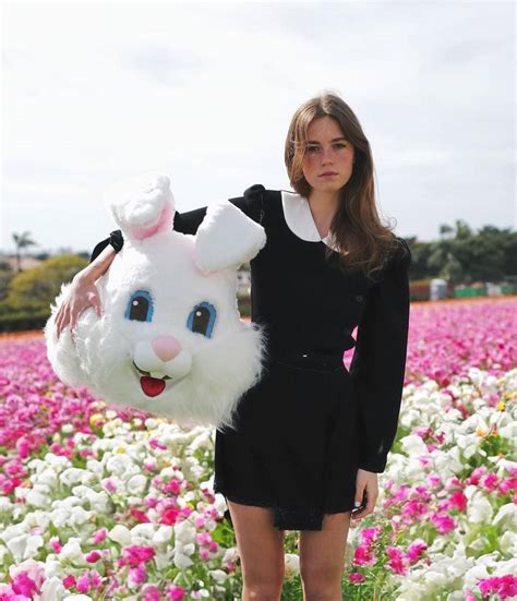 Anna Malygon | Bio, Wiki, Age, Height, Net Worth, Dating, Facts