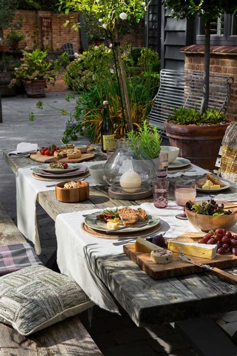 Al Fresco Dining 的图像结果