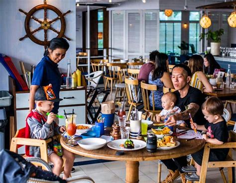 38 Best Kid-Friendly Restaurants & Cafés In Singapore With Playgrounds ...