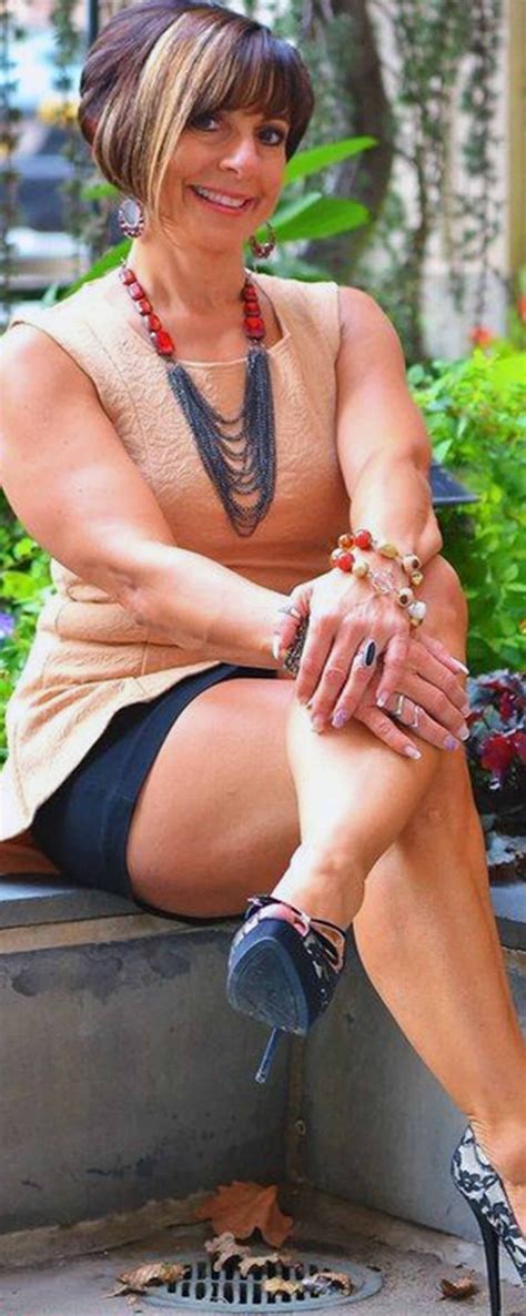 Pinterest | Stylish older women, Beautiful aged women, Gorgeous women