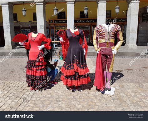 Traditional Spanish Women Clothing