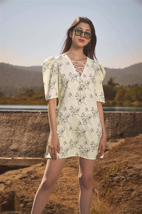 Printed String Neckline Puff Sleeve Midi Dress – neofaa.com