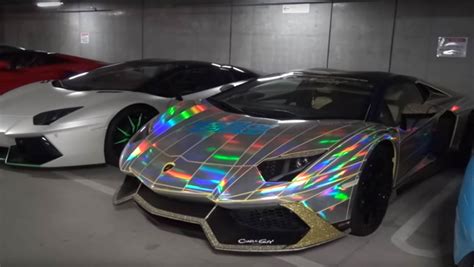 Video worth watching: Tour of garage in Japan filled with insanely ...