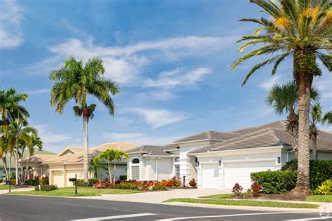 About East Naples | Schools, Demographics, Things to Do - Homes.com