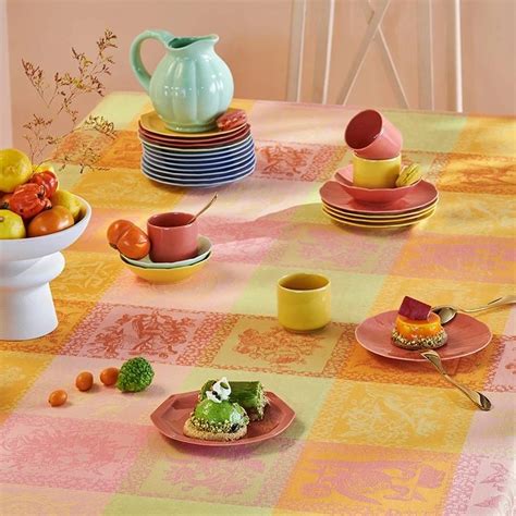 Garnier Thiebaut Mille Abecedaire Chatoyant Tischdecke
