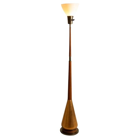 Swedish Grace art deco floor lamp by Malmö Metallvarufabrik, 1930s For ...