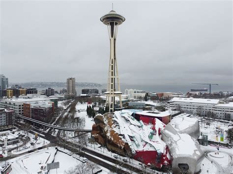 Snowstorm news updates: What you need to know about Seattle-area snow ...