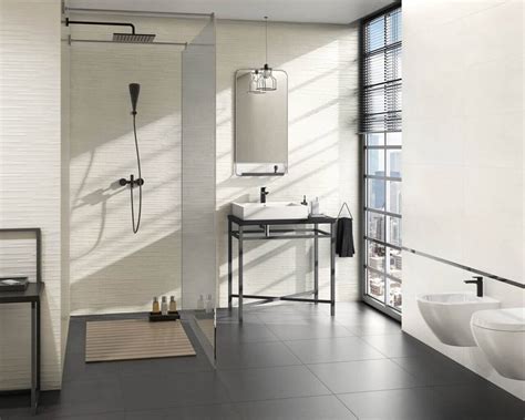 Download Luxurious Bathroom with Polished Black Floor Tiles Wallpaper ...