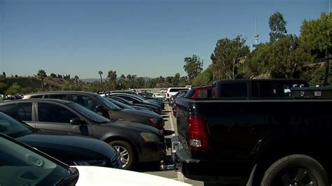 No tailgating allowed in parking lots at Dodger Stadium: 'Can't handle ...