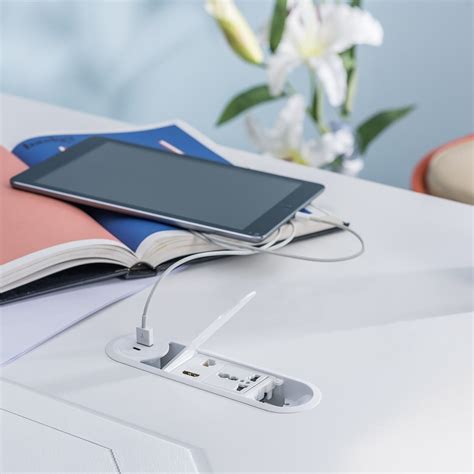 Electric Box with Cable Manager 3