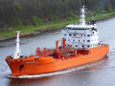 URSULA ESSBERGER, Chemical/Oil Products Tanker - Details and current ...