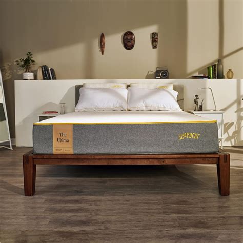 SleepyCat Ultima 3-Layered CoolTEC™ Medium Soft 8-inch Memory Foam ...