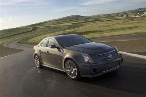 2010 Cadillac CTS Image. Photo 8 of 17