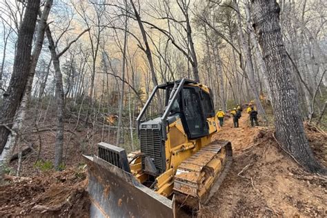 Wildfire updates: Crews make progress on containment - Asheville's 828 ...