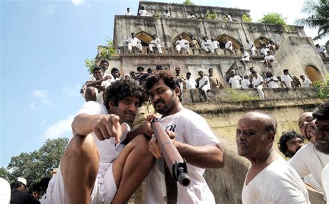 Siruthai Movie New Stills Tamanna and Karthik |Tamil Cinema News ...