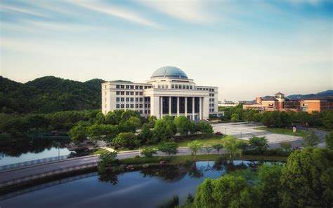 浙江工业大学，浙江“最好”的工科高校，虽不是211，但很多考生还是报考它_北京大学