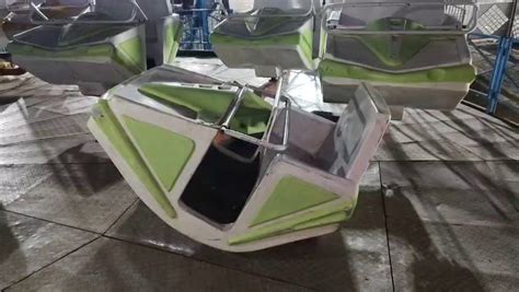 Break Dance ride collapses at Jetpur 'Diwali fair' Couple seriously ...