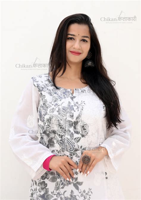 Karina Printed Cotton Chikankari Kurti - White/ Black – Chikan Kalakaari