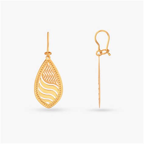 Gold Hoop Earrings – Designs for Men & Women | Tanishq