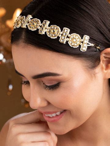 Shop Exquisite Matha Patti Maang Tikka to Enhance Your Look. – Rubans