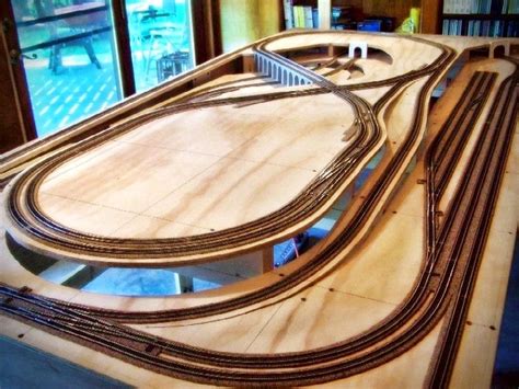 Large HO Train Layout Build 的图像结果