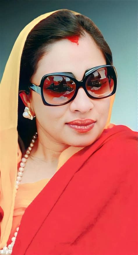 Kr. Dr. Ritu Singh achieved Title of Entrepreneur from Jammu | Forever ...