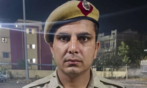 Delhi Police constable dies after car hits his motorcycle, drags him on ...