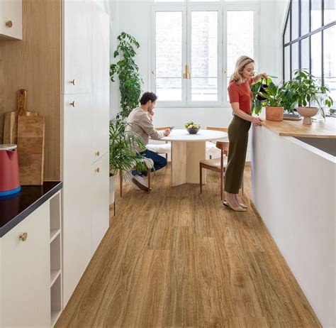 Quick-Step Bloom Wood Look Hybrid Vinyl Flooring - Peninsula Flooring ...