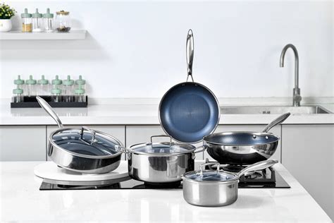 What is Tri-Ply Stainless Steel Cookware and Why It Matters - Cooker King