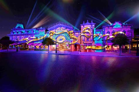 Disney Friends Roll Out the Red Carpet for Hong Kong Disneyland’s 20th ...