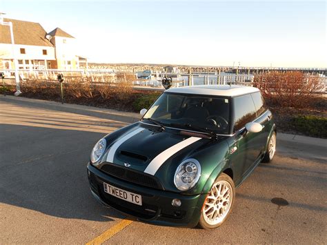 05 Mini Cooper S JCW in British Racing Green