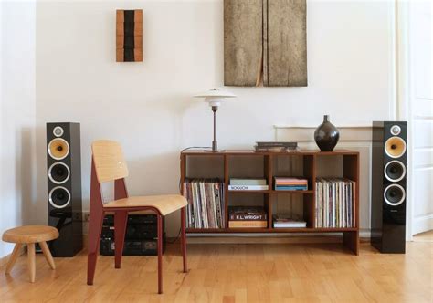 B&W Floor Standing Speakers - Ellis Audio + Video