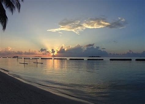 KURUMBA MALDIVES (Vihamanafushi) - Resort Reviews, Photos, Rate ...