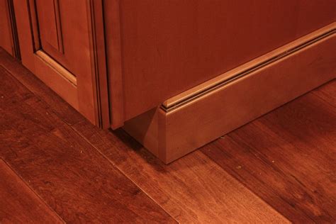 Kitchen Cabinet Bottom Molding: Adding The Finishing Touch To Your ...
