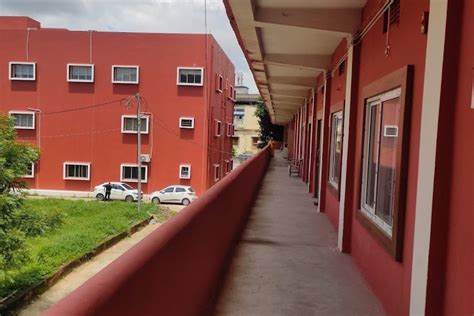 Madhusudan Law University Cuttack Campus: Photos, Virtual Tour