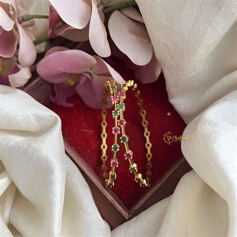 Simple Red Green AD Stone Bangle Set-G14770 – vrikshamindia