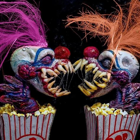 Buy from Outer Space Popcorn Clown Sculpture Killer Klowns Popcorn ...