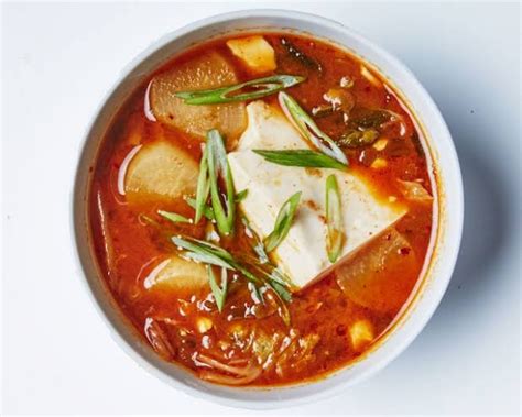 Kimchi Jjigae