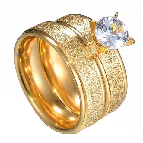 Peora Gold Plated Propose Couple Rings for Lovers Engagement Band ...