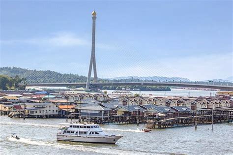 Great way to see the Brunei river sights - Reviews, Photos - Brunei ...