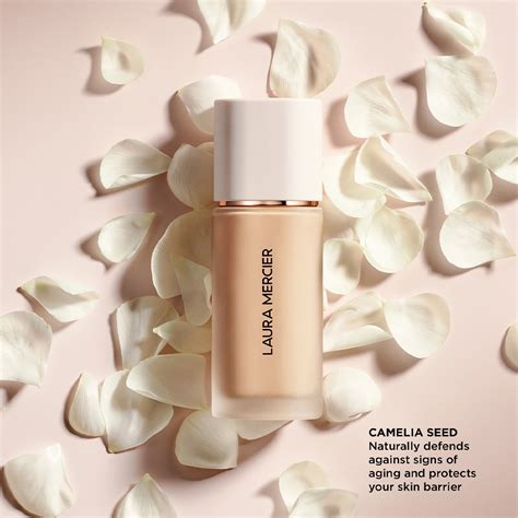 Real Flawless Weightless Perfecting Foundation • Linen