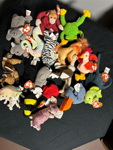 Ty Teenie Beanie Babies Lot of 18 W/ Ty Jingle Beanie Collection Roxie ...
