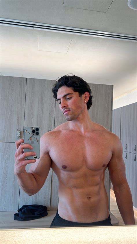 Brayden Dunbar Nudes