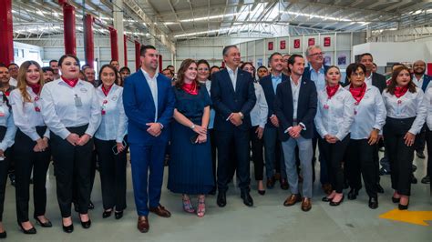 Inauguración de la nueva imagen de Nissan Vegusa Salamanca - Revista Maxwell