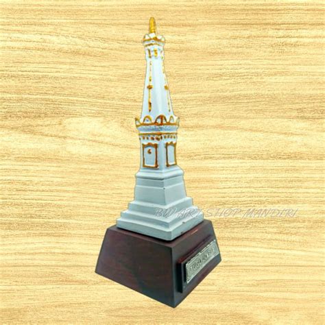 Jual MINIATUR TUGU JOGJA | TUGU JOGJAKARTA | KERAJINAN TUGU DJOGJA ...
