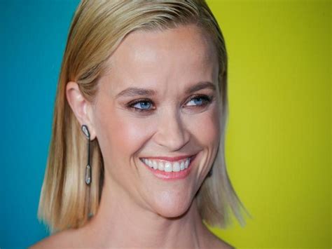 Got all of my wardrobe from 'Legally Blonde 2' home, reveals Reese ...