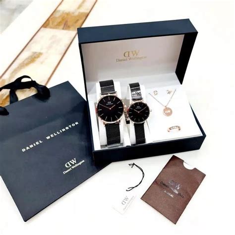 Jual Jam tangan couple wd rantai pasir plus aksesoris - Silver hitam ...
