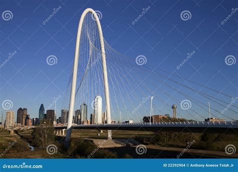 Margaret Hunt Hill Bridge - Dallas Texas Editorial Stock Image - Image ...