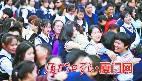 广州多所中学举行成人礼活动：18岁我们自立了_南方快报_南方网
